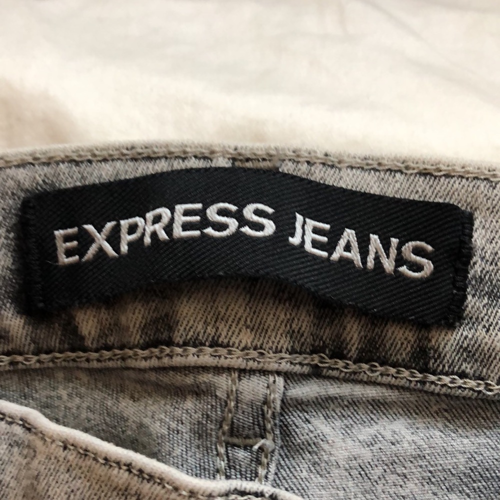 Express Jeans - Picture 2 of 9
